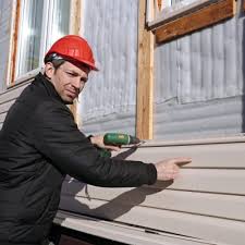 Best Insulated Siding Installation  in Tipton, MO